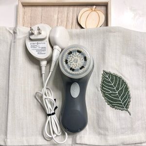 SOLD | Clarisonic Mia Sonic Skin Cleansing System